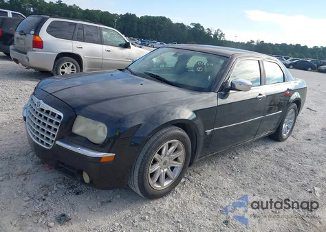 2006 Chrysler 300C z USA, uszkodzony, nr VIN 2C3LA63H16H277781